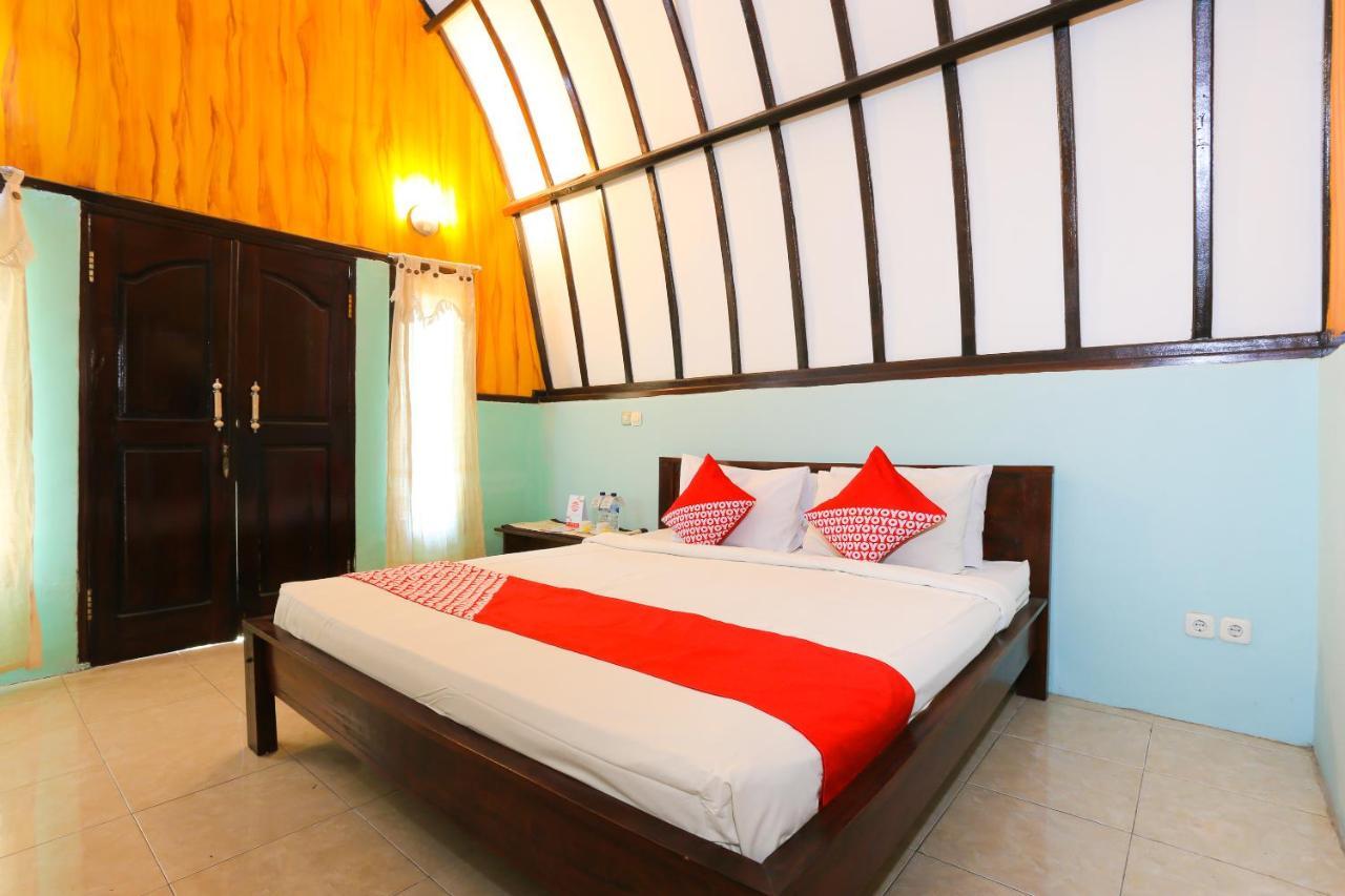 Oyo 1365 Sunrise Lumbung Hotell Gili Trawangan Eksteriør bilde