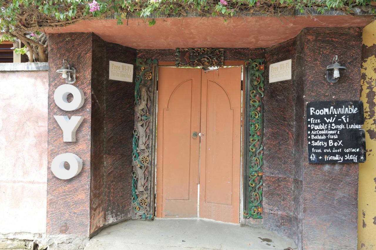 Oyo 1365 Sunrise Lumbung Hotell Gili Trawangan Eksteriør bilde